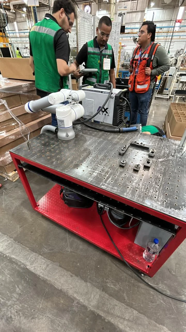 Montaje del controlador en la mesa de trabajo